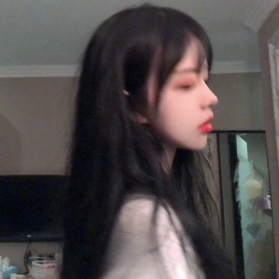 高质量好看的女生真人头像