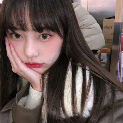 高质量好看的女生真人头像