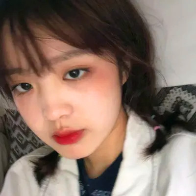 高质量好看的女生真人头像
