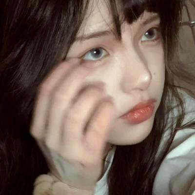 高质量好看的女生真人头像