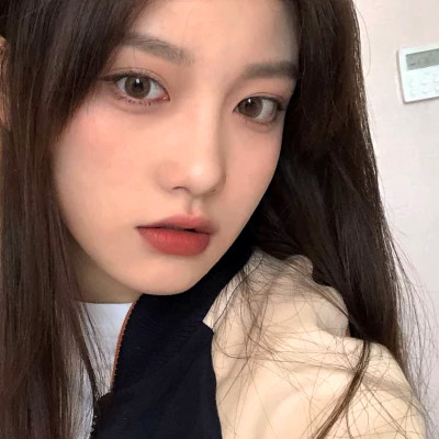 值得收藏的好看女生头像