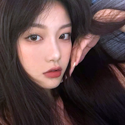 值得收藏的好看女生头像
