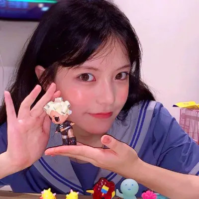 值得收藏的好看女生头像