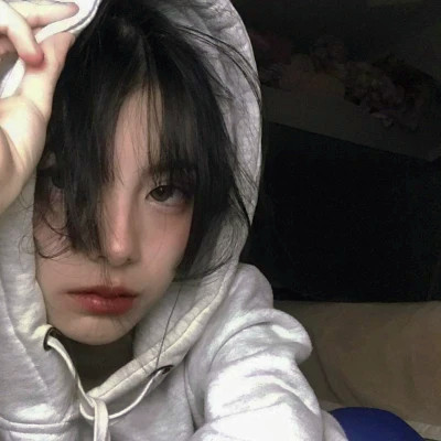 好看又酷的女生头像