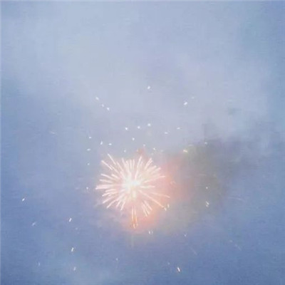 2025烟花头像