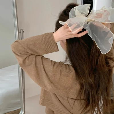 2025超好看真人女生头像背影
