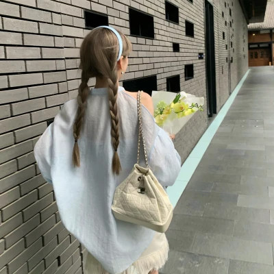 2025超好看真人女生头像背影
