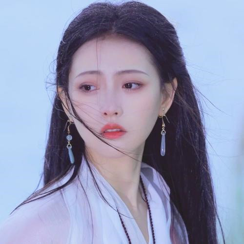 头像图片2025最火爆古风女生流行