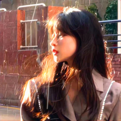2025高清超好看超火的女头真人