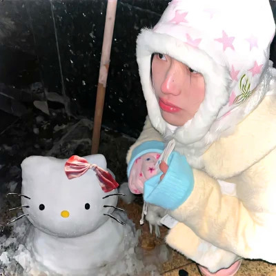2025高清超好看超火的女头真人