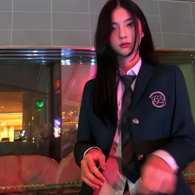 2025高清超好看超火的女头真人