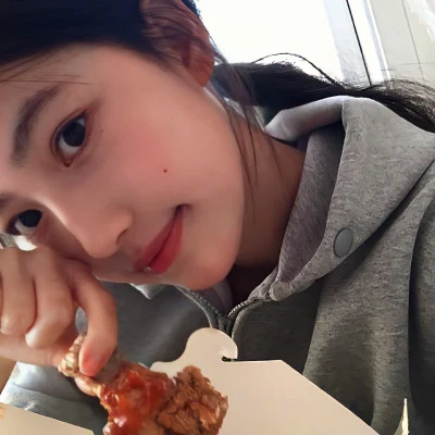 2025最新高清真人女生头像
