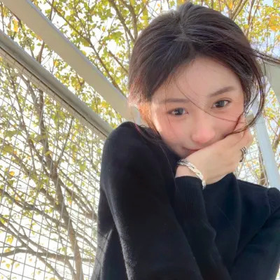 2025最新高清真人女生头像