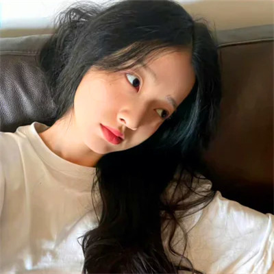 2025最新高清真人女生头像
