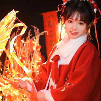 过年头像女生喜庆2025真人