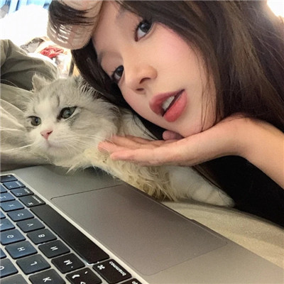 真人美女头像高级质感