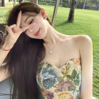 真人美女头像高级质感