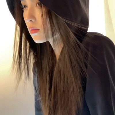 真人美女头像高级质感