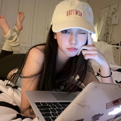 真人美女头像高级质感