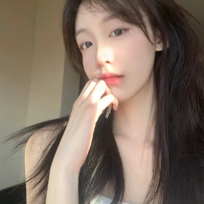 真人美女头像高级质感