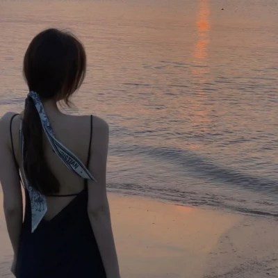 超美氛围感女生头像