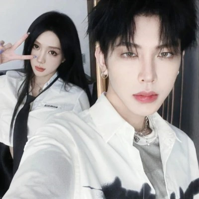 头像图片2025情侣最火爆最好看