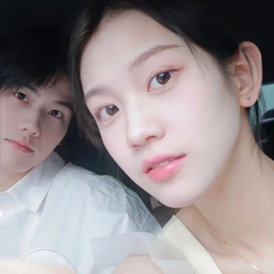 头像图片2025情侣最火爆最好看