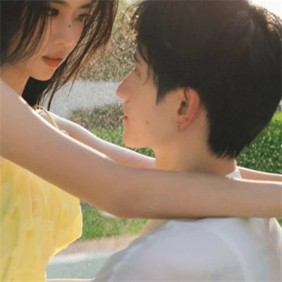 头像图片2025情侣最火爆最好看