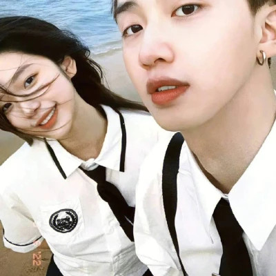 头像图片2025情侣最火爆最好看