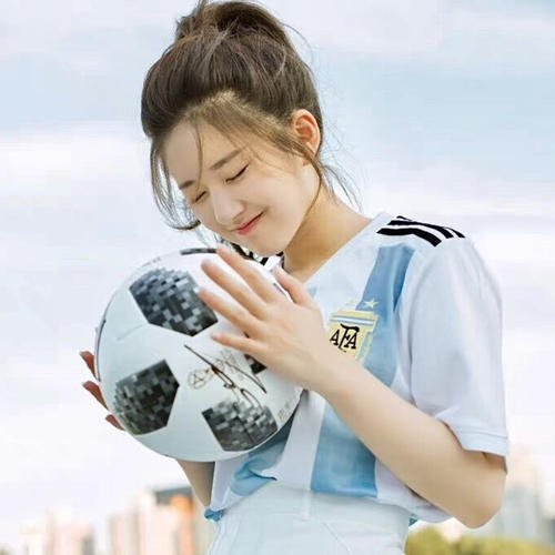 青春校园风清纯女生头像图片