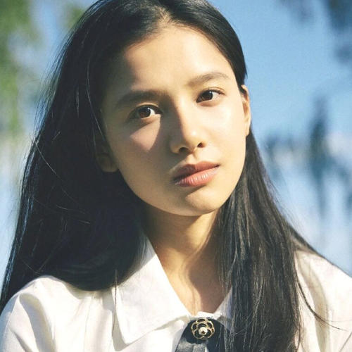青春校园风清纯女生头像图片