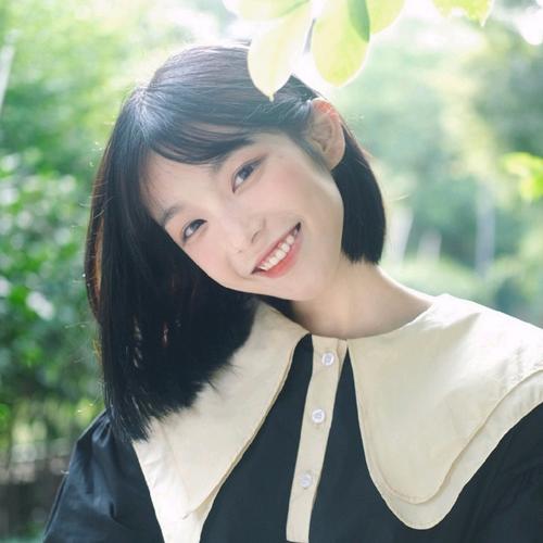 青春校园风清纯女生头像图片