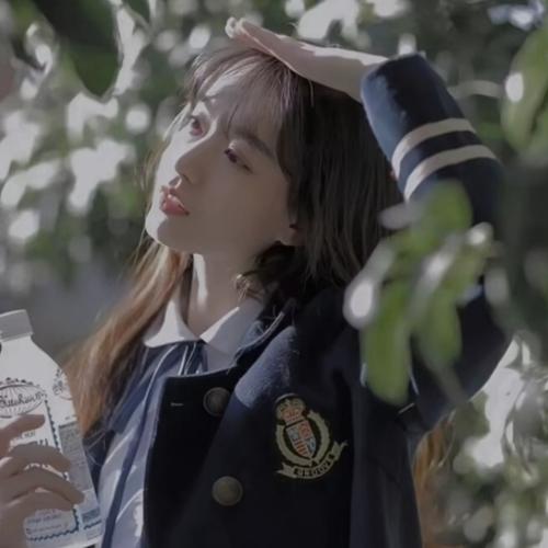 校园可爱女生头像