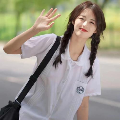 校园可爱女生头像