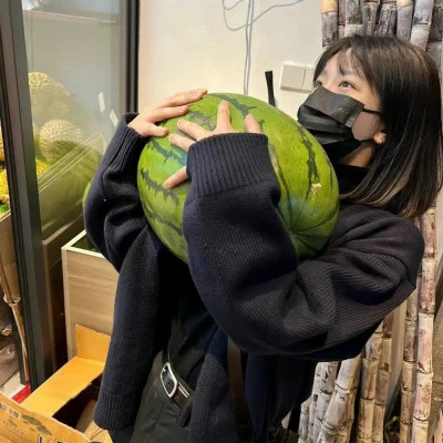 2025新款真人女生专用头像图片