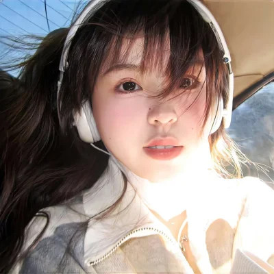2025新款真人女生专用头像图片