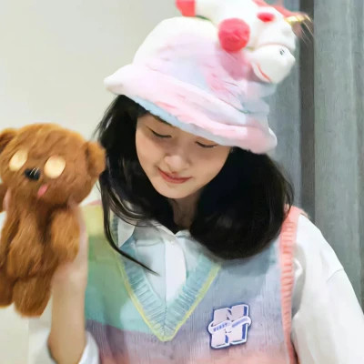 2025新款真人女生专用头像图片