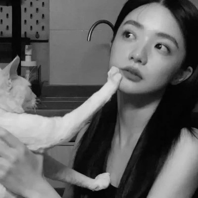 微信黑白头像专用女真人