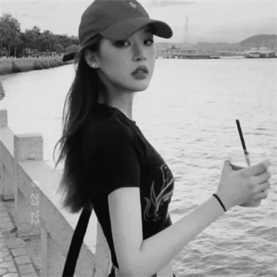 微信黑白头像专用女真人