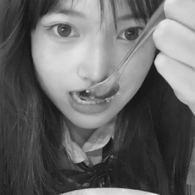 微信黑白头像专用女真人