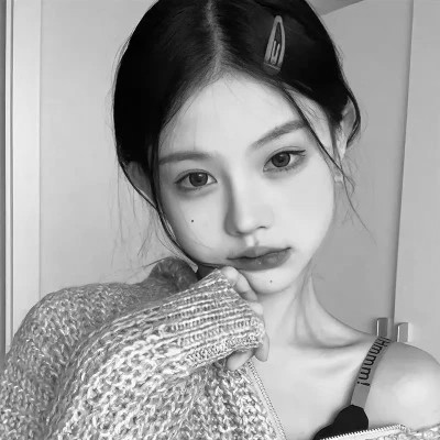 微信黑白头像专用女真人