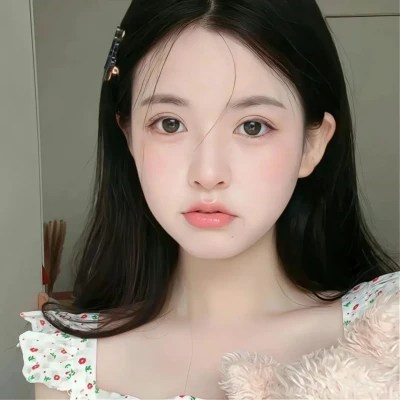 2025女生微信头像真人漂亮个性图片