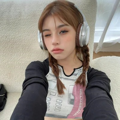 2025女生微信头像真人漂亮个性图片