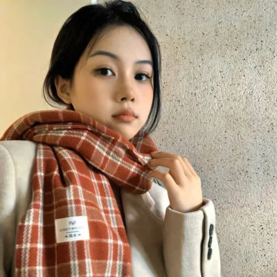 2025女生微信头像真人漂亮个性图片