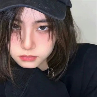2025女生微信头像真人漂亮个性图片
