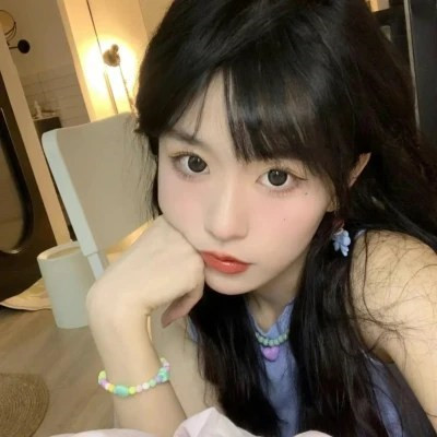 2025女生微信头像真人漂亮个性图片