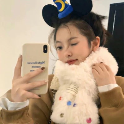 2025女生微信头像真人漂亮个性图片