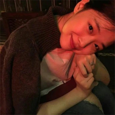 2025女生微信头像真人漂亮个性图片
