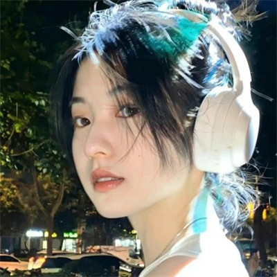 兔年头像2025女生真人