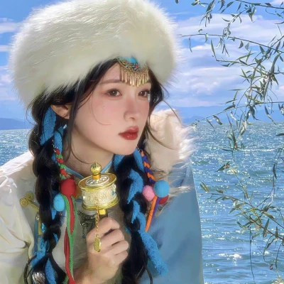 兔年头像2025女生真人